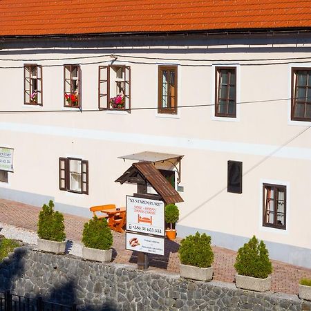 Apartma Na Starem Placu Idrija Zewnętrze zdjęcie