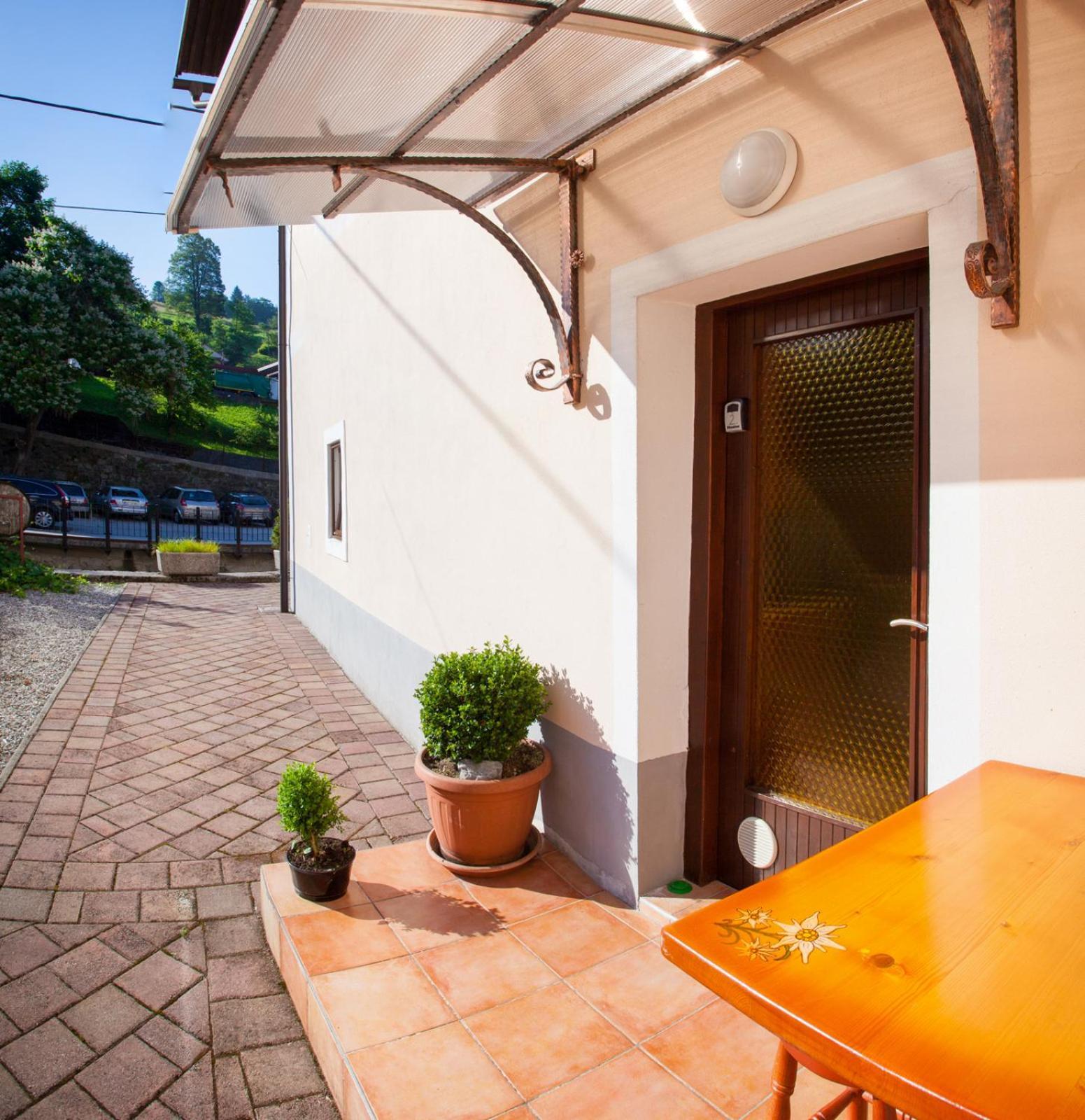 Apartma Na Starem Placu Idrija Zewnętrze zdjęcie