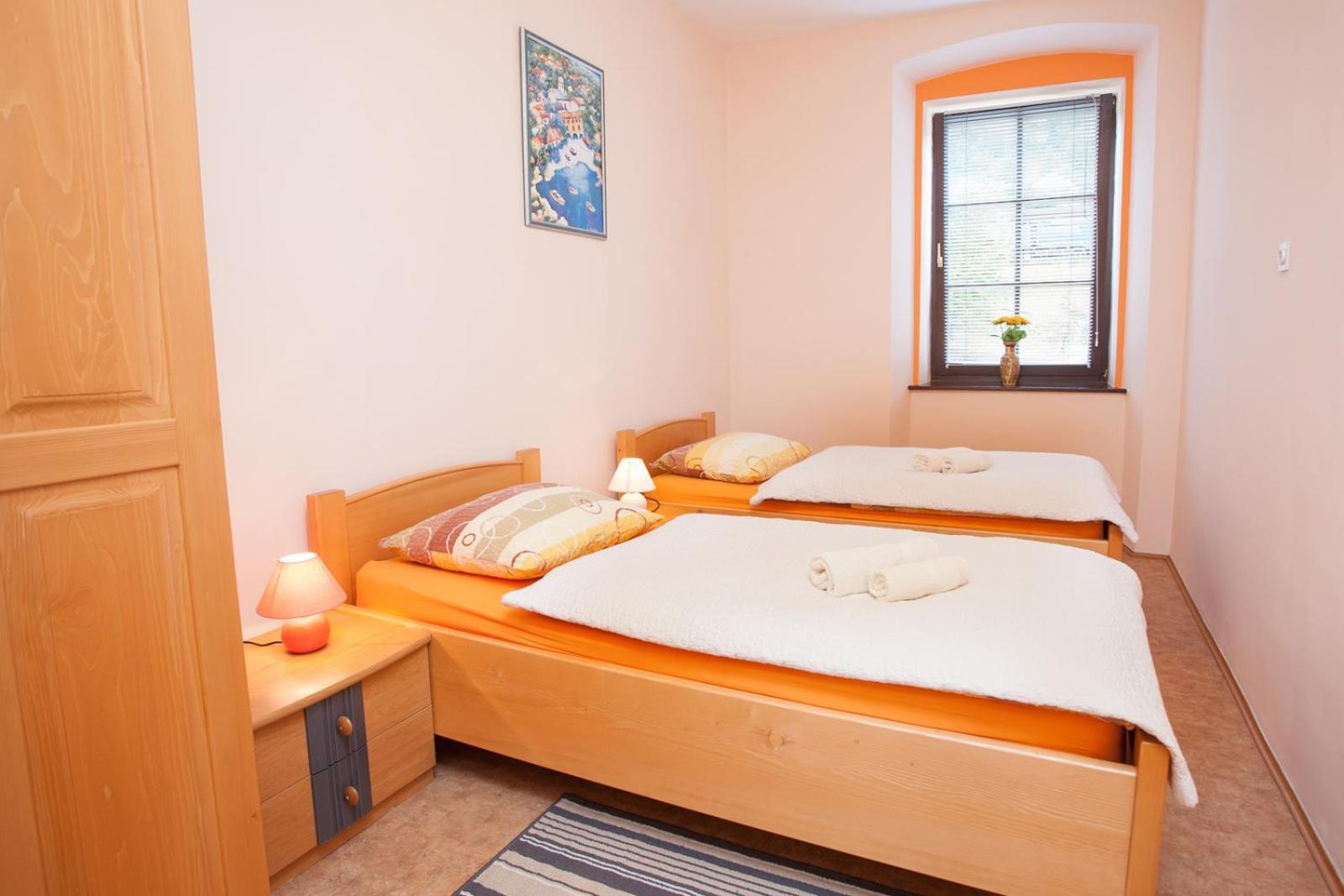Apartma Na Starem Placu Idrija Zewnętrze zdjęcie