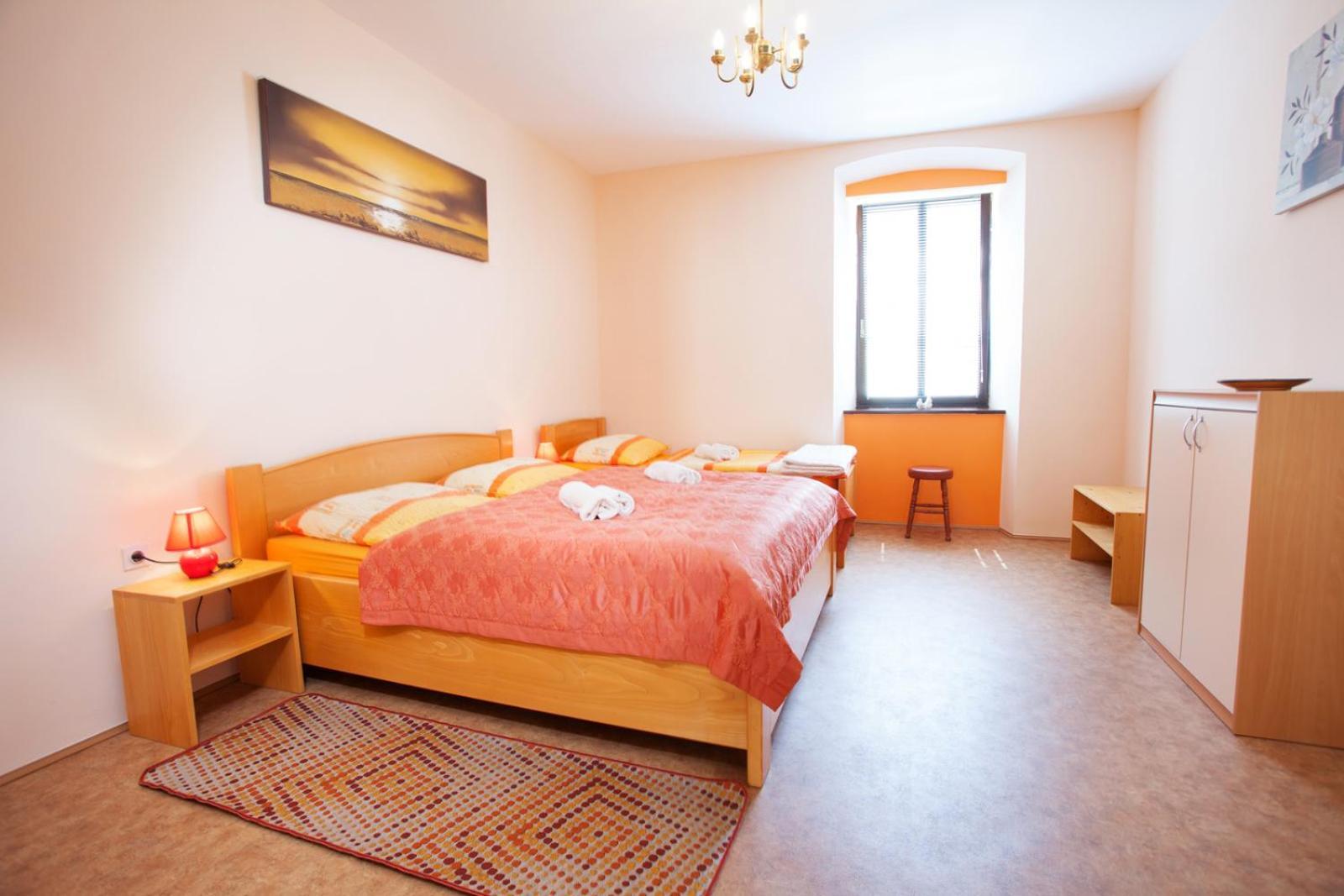 Apartma Na Starem Placu Idrija Zewnętrze zdjęcie